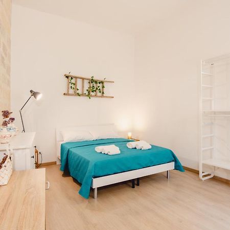 לצ'ה Convivo Apartment Palazzo Galateo מראה חיצוני תמונה