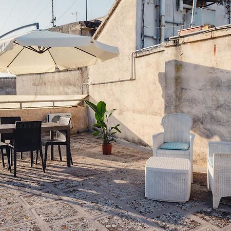 לצ'ה Convivo Apartment Palazzo Galateo מראה חיצוני תמונה