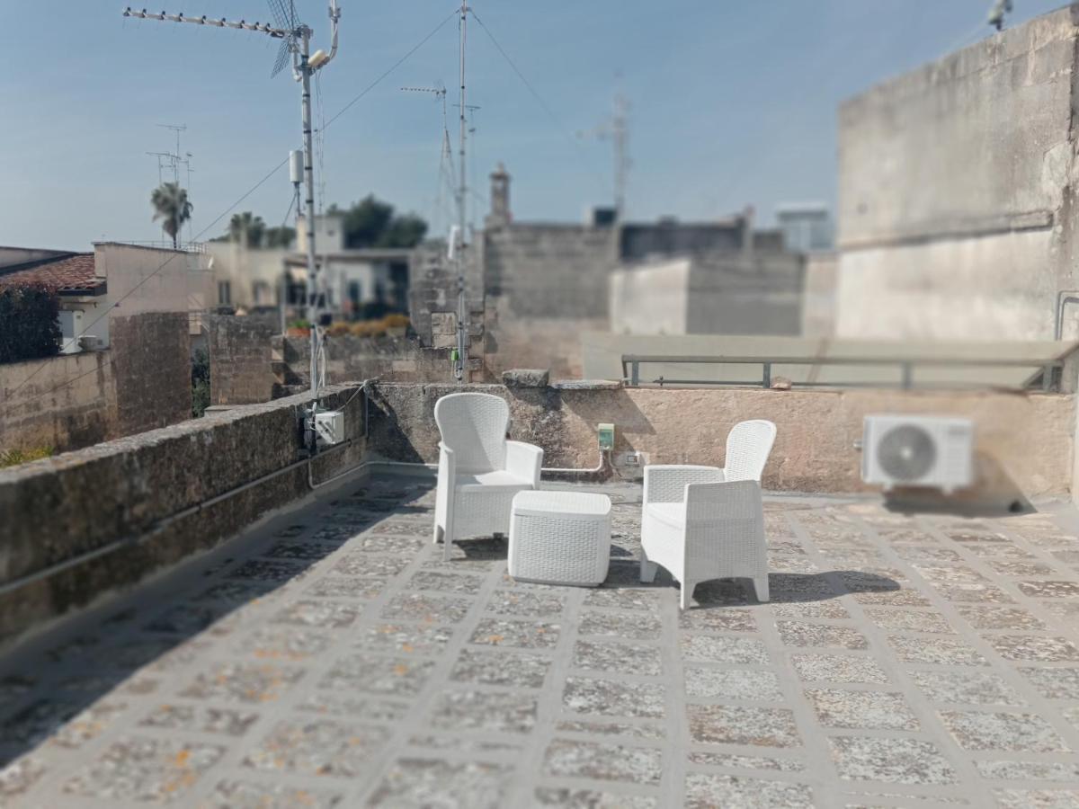 לצ'ה Convivo Apartment Palazzo Galateo מראה חיצוני תמונה