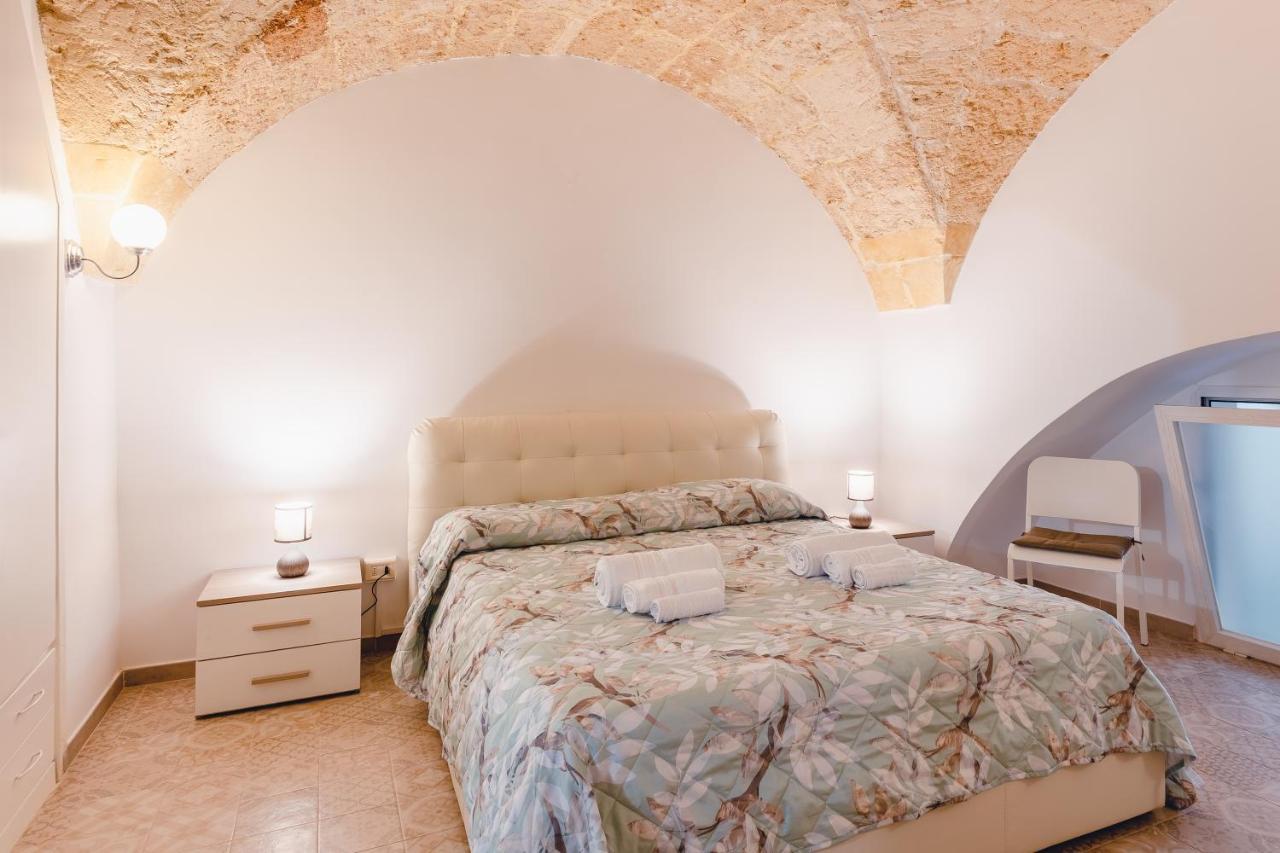 לצ'ה Convivo Apartment Palazzo Galateo מראה חיצוני תמונה
