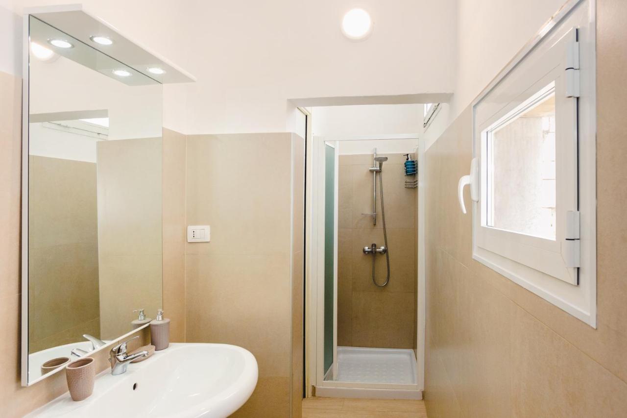 לצ'ה Convivo Apartment Palazzo Galateo מראה חיצוני תמונה