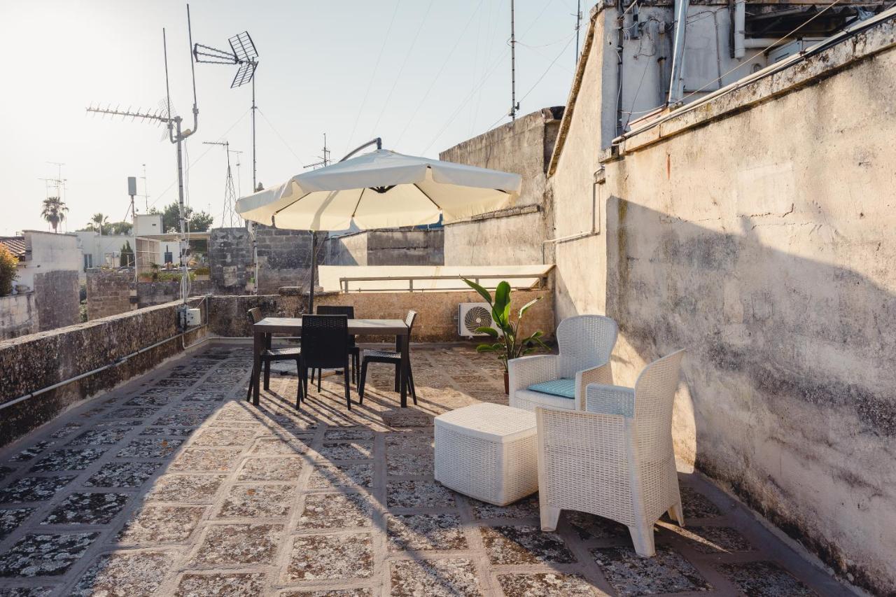 לצ'ה Convivo Apartment Palazzo Galateo מראה חיצוני תמונה