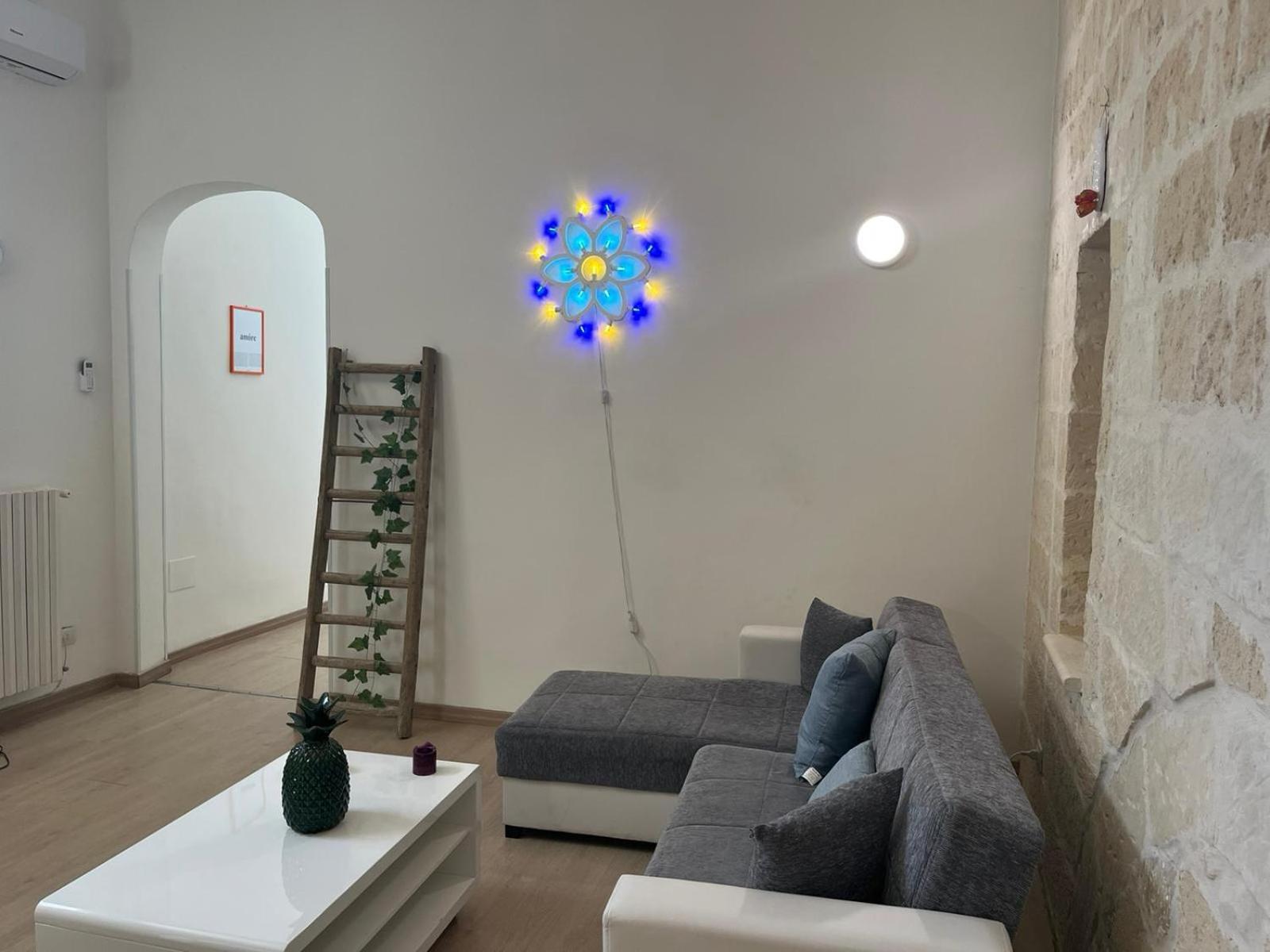 לצ'ה Convivo Apartment Palazzo Galateo מראה חיצוני תמונה
